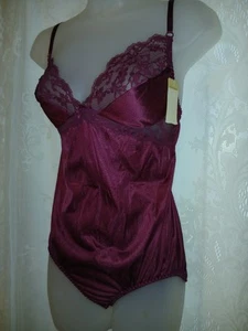 Vintage 80s Maidenform Burgundy Nylon Teddy Snap Crotch Bodysuit Lingerie NWT S - Picture 1 of 8