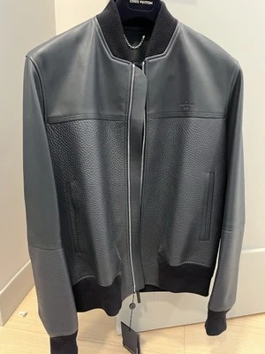 Chaqueta de cuero para hombre Louis Vuitton Foto 1 de 4