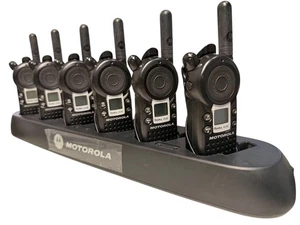 Motorola VL50 470 MHz 8-Channel 2-Way Radio Walkie Talkie - Picture 1 of 4