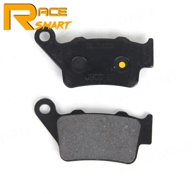 Rear Brake Pads For BMW F650ST 1997 - 2000 F650CS 2000 - 2007 F650GS 1999 - 2012 - Image 1 of 4