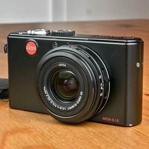 Leica D-Lux 3 (10,2 MP, 4x Zoom, geringe Funktionseinschränkungen) - Bild 1 von 23