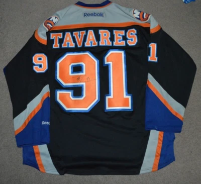 John Tavares New York Islanders AUTOGRAPHED Alternate Jersey Reebok XL - Image 1 of 4