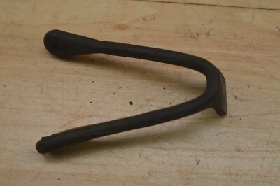 76 Kawasaki KZ400s, 74-78, A, C, D, S, #92072-042, banda de tanque de combustible OEM Foto 1 de 4