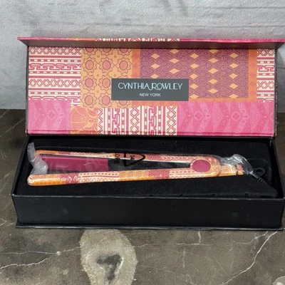 Le Angelique Cynthia Rowley New York Tourmaline Ceramic Hair Straightener NIB - Image 1 of 4