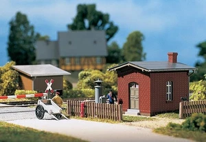Auhagen 11382 Bahnwarterhaus H0 nuevo embalaje original - Imagen 1 de 1