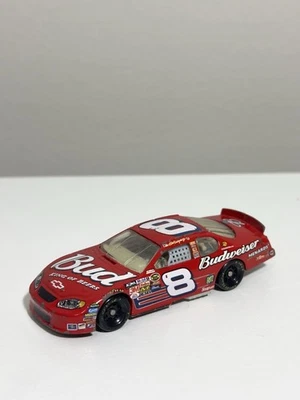 2005 Dale Earnhardt Jr. #8 Budweiser 1/64 Scale NASCAR Diecast LOOSE/DAMAGED - Image 1 of 4