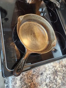 Griswold padella in ghisa n. 7 piccoli logo Erie PA 701 G manico precoce - Foto 1 di 5