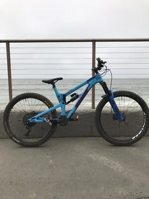 Bicicleta de montaña Waphen M160c Full Carbon Foto 1 de 4