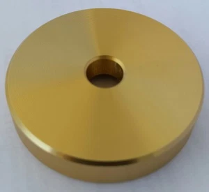Adaptador Universale 45 RPM 7" - Centratore Aluminio para Tocadiscos Oro - Picture 1 of 8