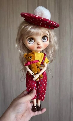 Blythe Doll Clothes -- Girls Casual Daily Wear Set (OOAK) - Image 1 of 4