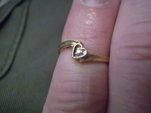 10 Karat Gelbgold Damen Mädchen Diamant Herz Ring 1,0 Gramm - Bild 1 von 5