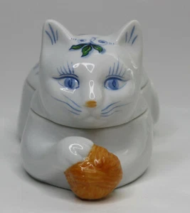 Roma Al Fresco Blue Yellow Floral Sprays Elizabeth Arden Cat Trinket Box Japan - Picture 1 of 9