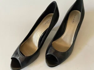 NEW Tahari Marie Black Women's Peep Toe Heels Leather SZ: 6.5 B FREE SHIPING - Picture 1 of 7
