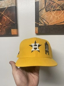 Glow In the Dark Yellow Houston Astros Star Bottom 45th Anni Side Patch NewEra - Picture 1 of 6