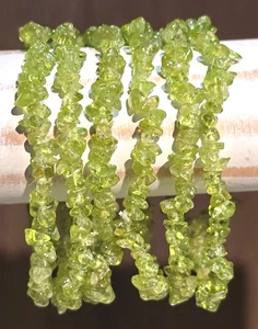 6 piece Peridot Chip Stretch Bracelets Hand Made 6.5 inch Inner Diameter - Picture 1 of 4