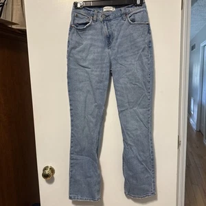 Abercrombie Fitch Jeans 90s Slim Straight Ultra High Rise Light Wash Size 27 4s - Picture 1 of 8