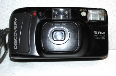 Cámara fotográfica compacta Fuji Discovery 190 zoom panorámica 35 mm Foto 1 de 4