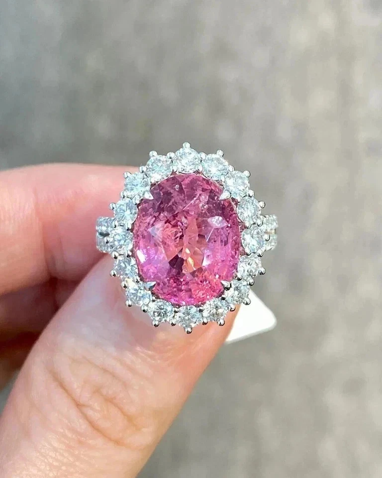Anillo de diamantes de zafiro rosa natural de corte ovalado de 5,70 quilates de oro blanco macizo de 18 quilates talla 7 Foto 1 de 4
