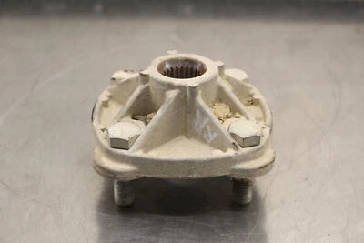 1993 Polaris Trail Boss 250 2x4 REAR BACK WHEEL RIGHT HUB T785 - Image 1 of 4