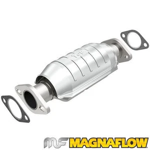 1983-1988 Mitsubishi Tredia 2 1.8L Magnaflow Direct-Fit Catalytic Converter Rear - Picture 1 of 1