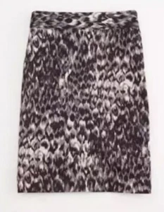 J. CREW Purple Pencil Skirt Printed Cotton Sateen Animal Straight Sz 2 #14588 - Picture 1 of 8