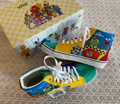 ¡NUEVO! Vans Sk8-Hi Disney PLANE CRAZY, Talla 7M/8.5W, Mickey Mouse, Negro Gris Blanco Foto 1 de 4