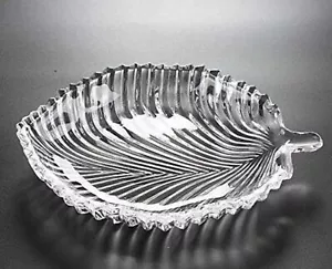 @ Glass Small Beautiful Leaf Shape glass Tray Plate For Serving 1Pc - Picture 1 of 5