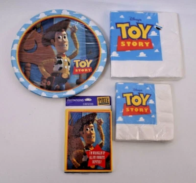4 suministros originales para fiestas Toy Story 1995, platos, servilletas e invitaciones - nuevos con etiquetas Foto 1 de 4