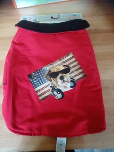 Manteau pour chien rouge motif bulldog polaire 35 cm traité impérmeable neuf  - Picture 1 of 2