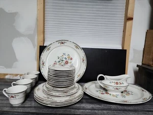 Set of Royal Doulton Kingswood Floral Design *READ* - Picture 1 of 10