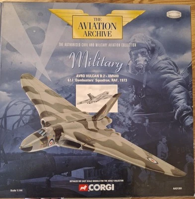 Corgi Aviation AA31201 Avro Vulcan, Dambusters 617 Sqn RAF SCAMPTON - Image 1 of 4