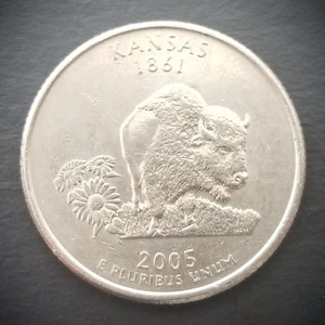 2005 P Kansas ~ US State Quarter ~ 25¢ KM# 373 - exact item shown - Picture 1 of 2