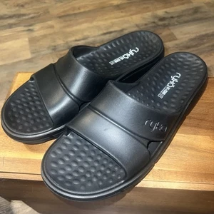 Sandalia Ryka Ultimate Recovery moldeada negra talla 12 para mujer - Imagen 1 de 10