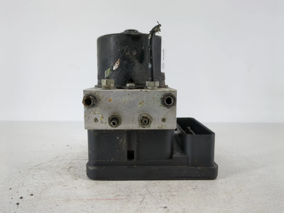 Módulo de control de bomba ABS Volvo V70 2009-2010 XCLCE Foto 1 de 4