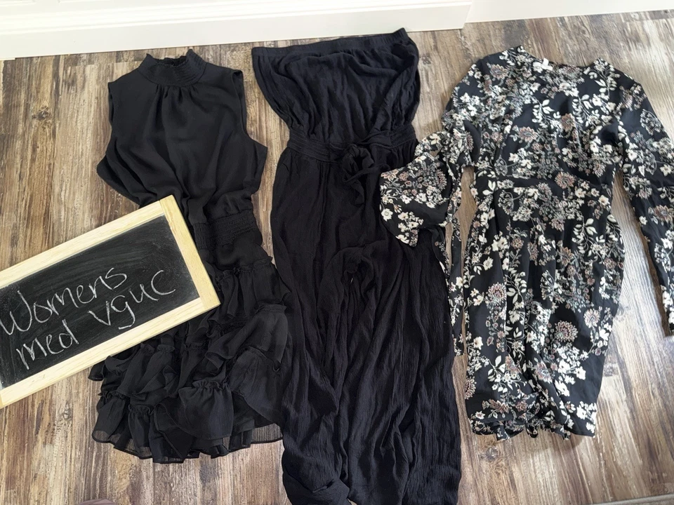 Lote de macacão feminino tamanho médio - Imagem 1 de 4