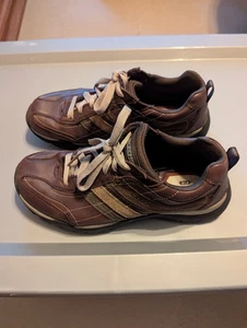 Skechers Braun Urban Sport Fusion Herren Gr. 10 Leder Schuhe SN#50660 - Bild 1 von 5