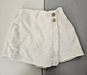 Zara Girls White Textured Skort Short Skirt Size 4-5 Years - Picture 1 of 3