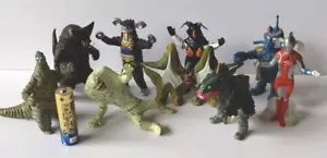 Ultraman Monster Minifigur 9er Set Vintage Spielzeug selten gebraucht - Bild 1 von 6