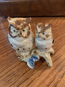 VTG MULTICOLOR "DOUBLE OWL TREE PERCH" FIGURINE ARDCO -FINE QUALITY-DALLAS-JAPAN - Picture 1 of 6