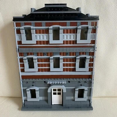 LEGO original parts - GERMAN CITY BUILDING DIORAMA my design 0313 - Image 1 of 3