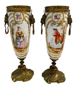 Paar antike französische Sevres Porzellan viktorianische Urne/Vasen vergoldet Ormolu Frau & Mann - Bild 1 von 15