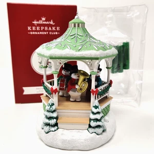 Hallmark Andenken Ornament Club Schneemann Band 2020 Mitglied Exclusive Musical Town - Bild 1 von 16