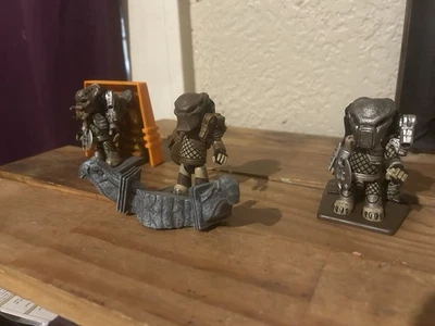 Figuras Mezco Mez-Itz Jungle Predator City Predator Battle Damaged Predator 3" Foto 1 de 4