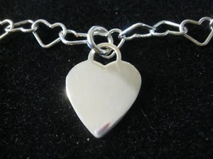 COLLAR EN FORMA DE CORAZÓN CON CADENA DE ESLABONES DE 18" EN PLATA 925 Y CORAZÓN EN EL CENTRO - Imagen 1 de 4