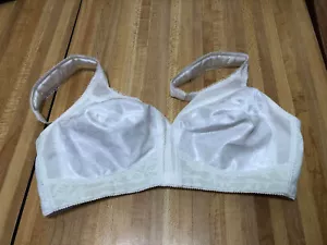 Playtex 18 Hour 36C Wireless Bra White Satin Style 4693 Full Coverage - Picture 1 of 6