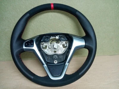 Sport Lenkrad Ford Fiest VI 6  Neu Beziehen - Bild 1 von 2