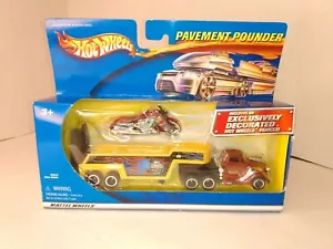 2001 hot wheels pavement pounder truck and motorcycle in original box - Picture 1 of 12