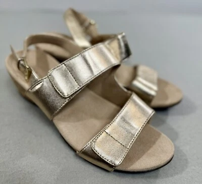 Vionic Marian Metallic Gold Wedge Strappy Sandals Size 9 Beachy - Image 1 of 4