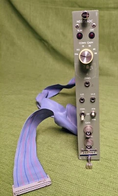 Módulo ND 575 ADC NIM - Imagen 1 de 2