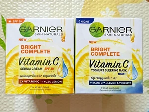 Set of Garnier Light Complete White Speed Day & Night Cream Skin Whitening 50 ml - Picture 1 of 6